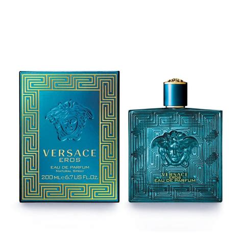 perfume de fresa versace|Versace eau de toilette.